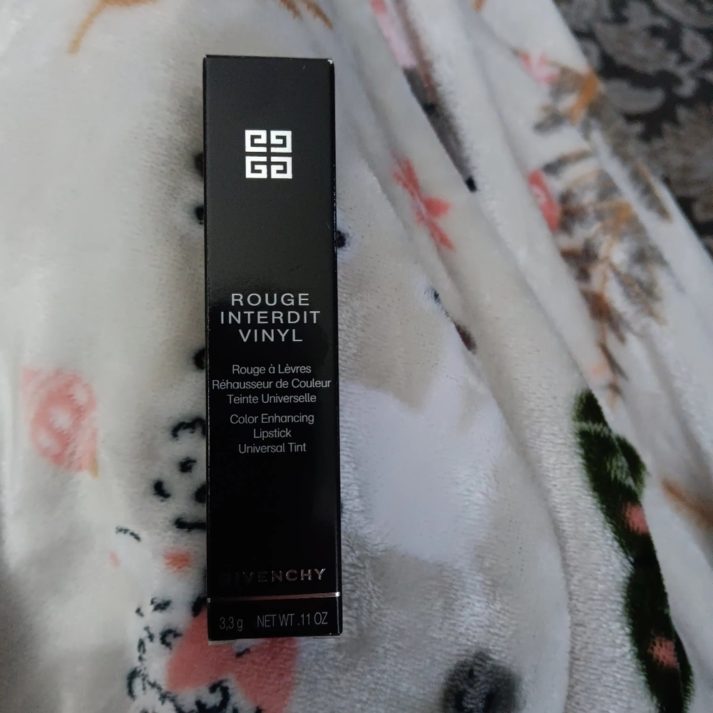 Givenchy Rouge Interdit Vinyl lipstick